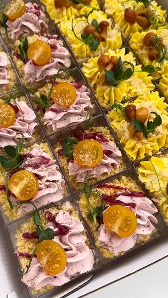 Бокс с закусочными трайфлами